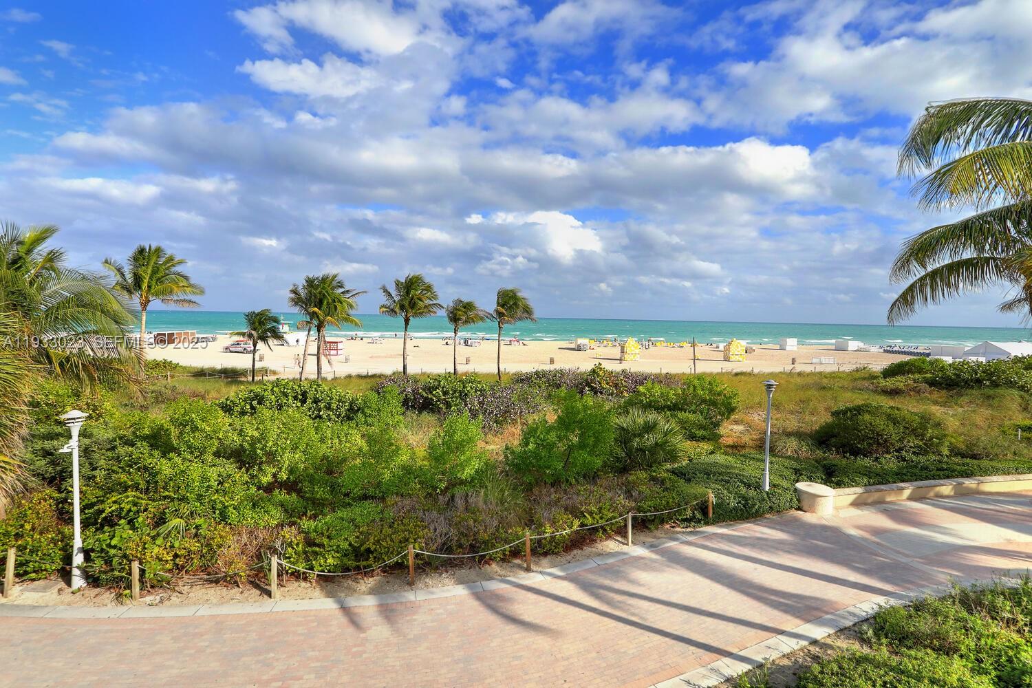 THE DECOPLAGE CONDO - Residential Lease