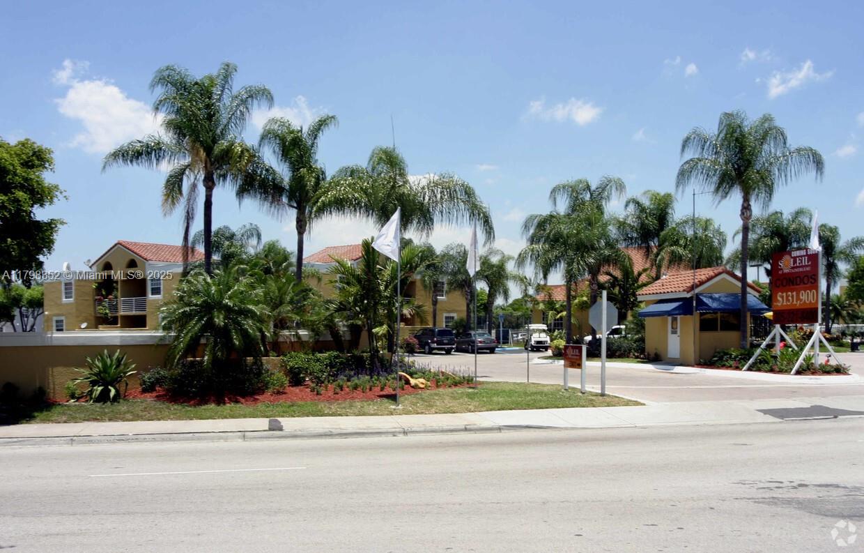 9715 Fontainebleau Blvd E110