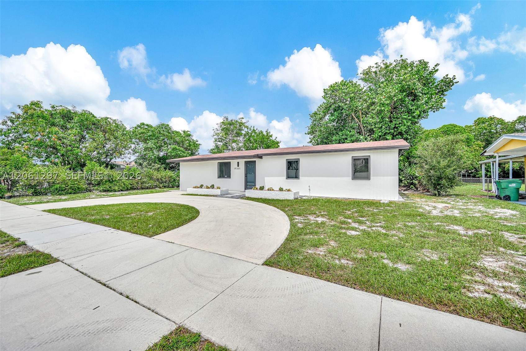 19301 NW 52nd Ave