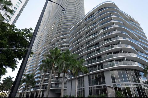 488 NE 18th St 4509 Miami FL 33132