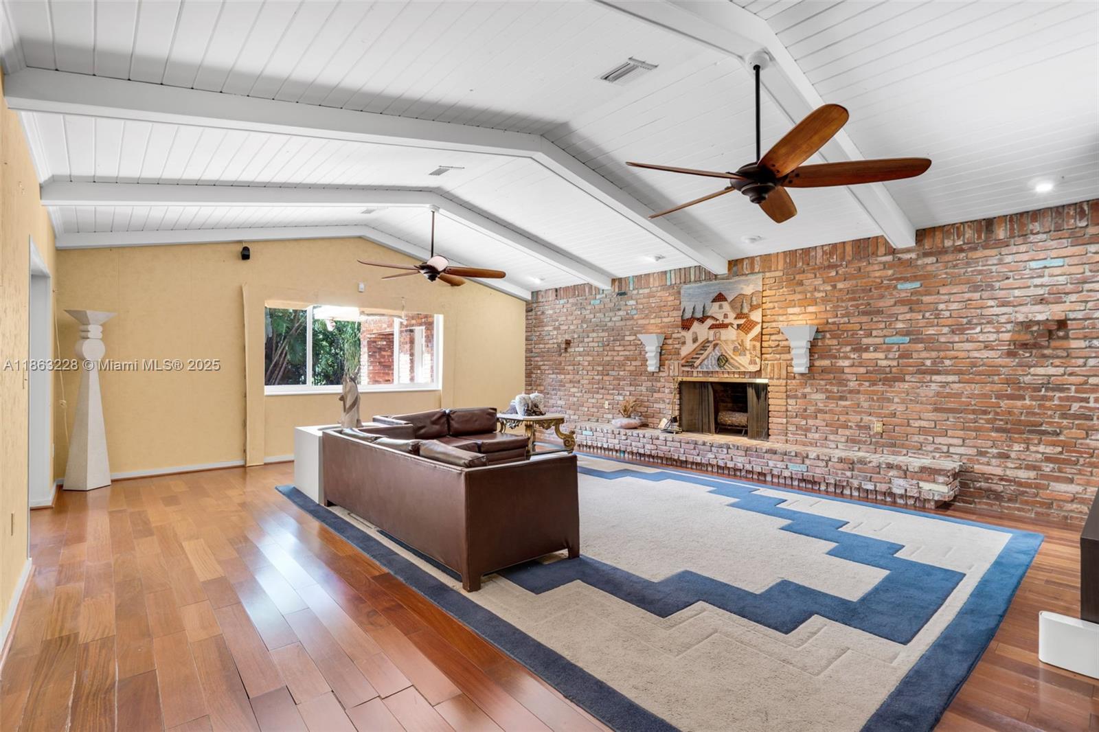 MIAMI LAKES - LOCH LOMOND - Residential Lease