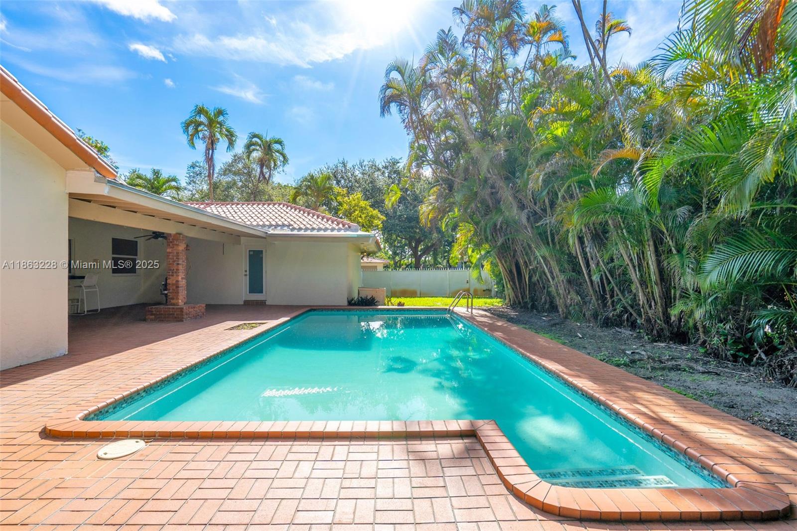 MIAMI LAKES - LOCH LOMOND - Residential Lease