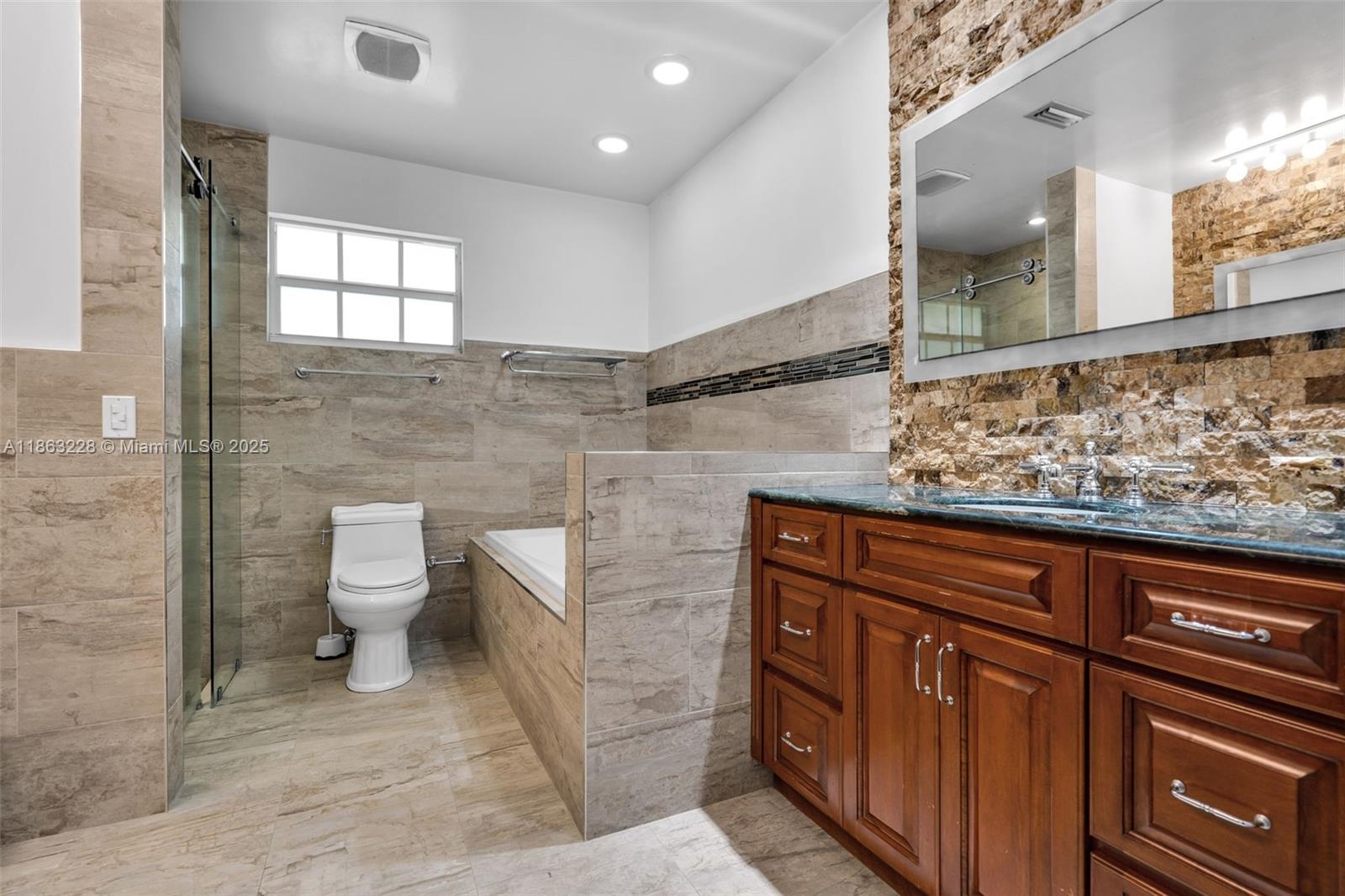 MIAMI LAKES - LOCH LOMOND - Residential Lease