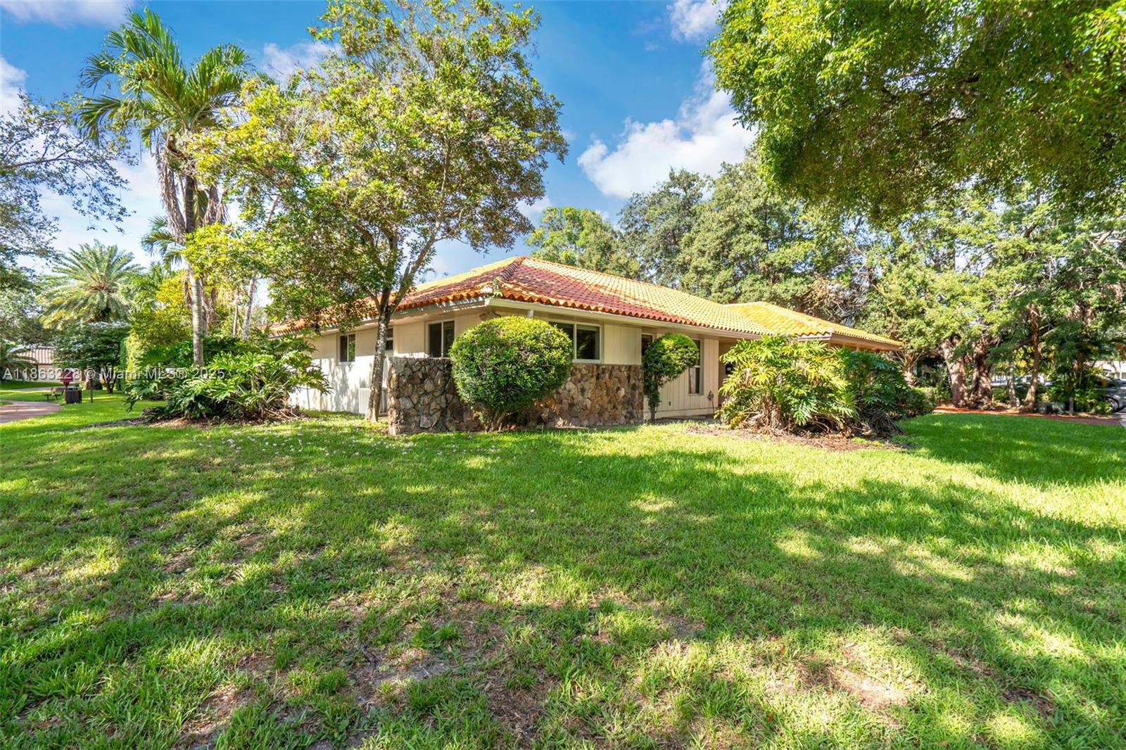 MIAMI LAKES - LOCH LOMOND - Residential Lease