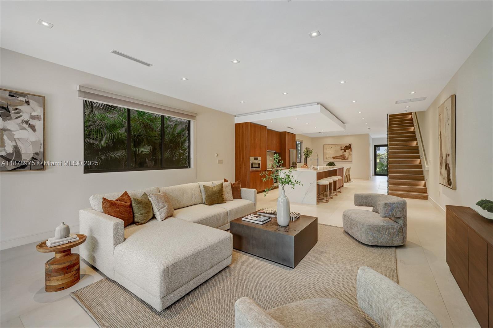 PALM TERRACE - Residential