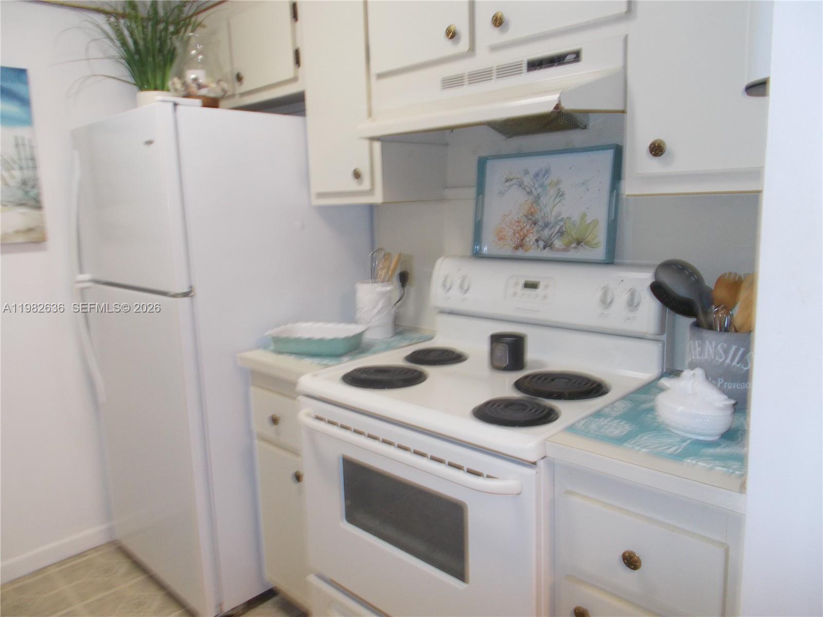 NEW HAMPTON AT CENTURY VI - Residential