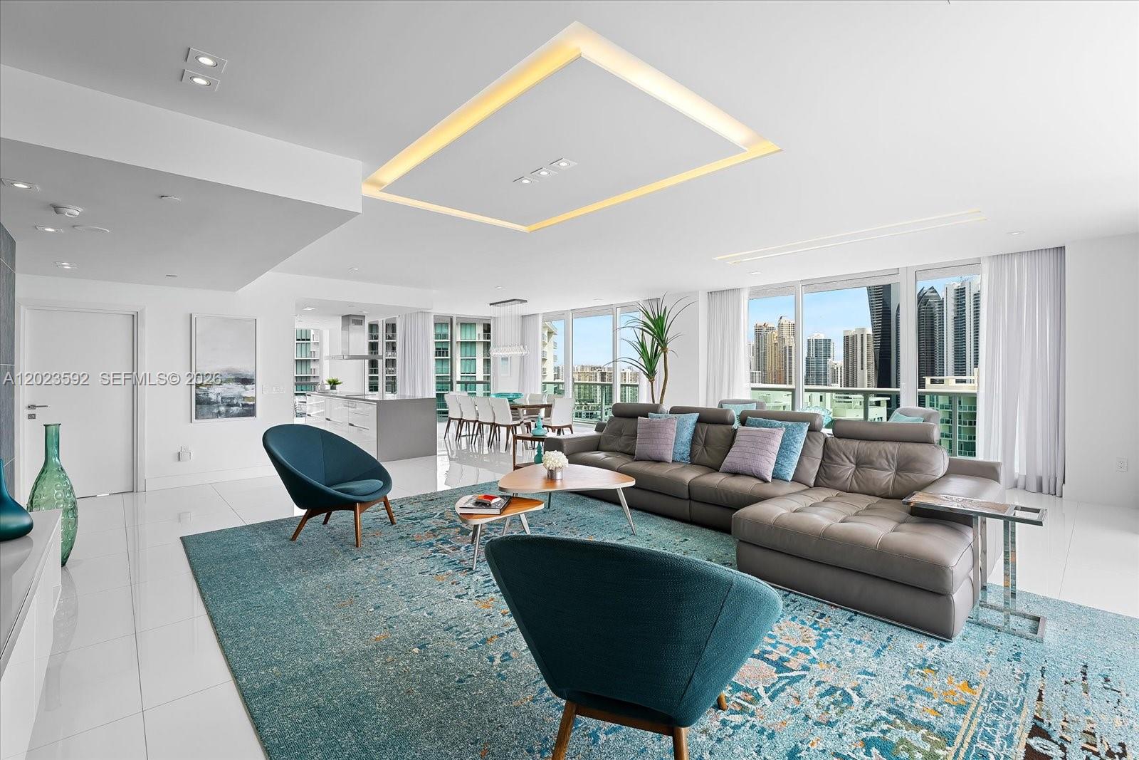 OCEANIA V CONDO - Residential
