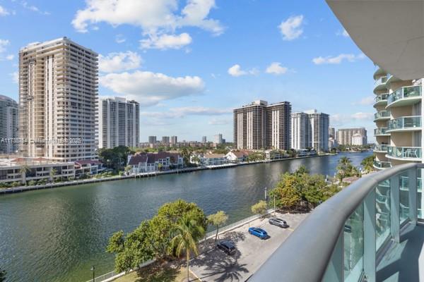 OCEANVIEW BUILDING A COND - Residential