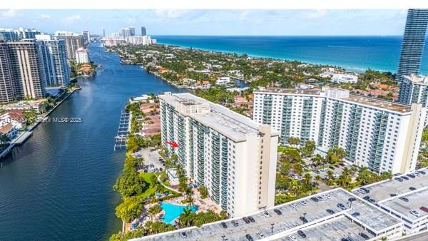 OCEANVIEW BUILDING A COND - Residential