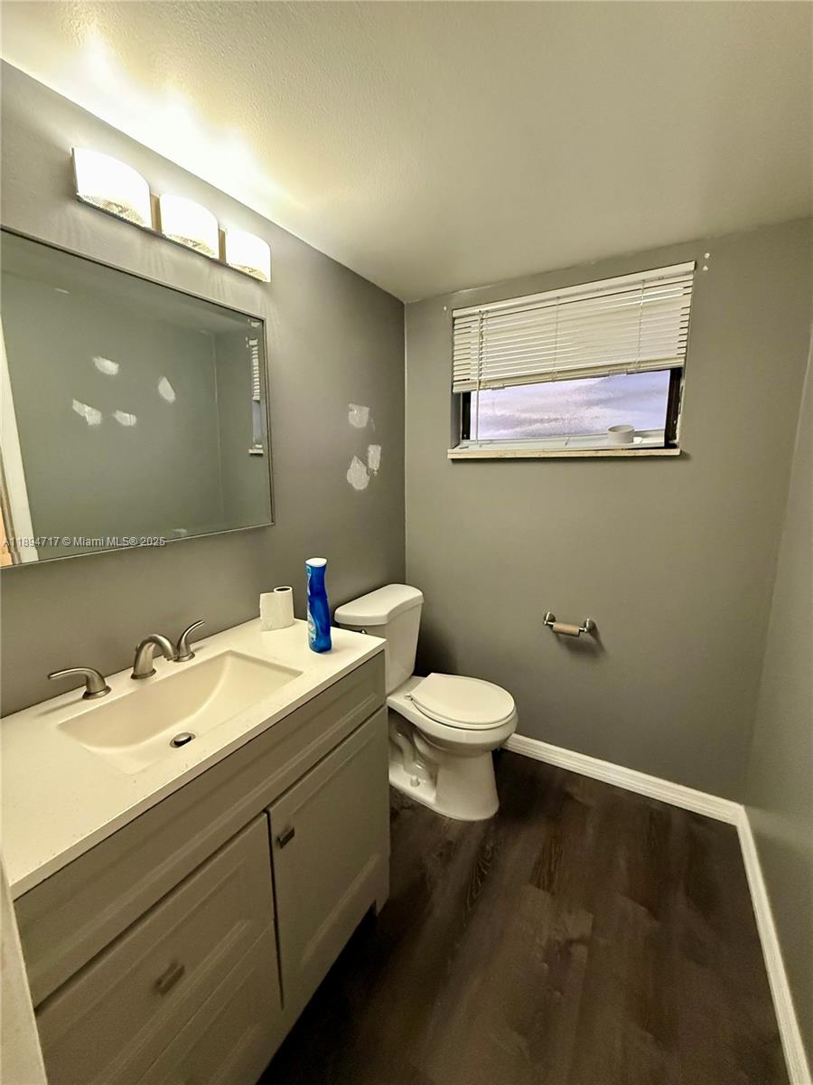 ABBOTT GARDENS CONDO - Residential Lease