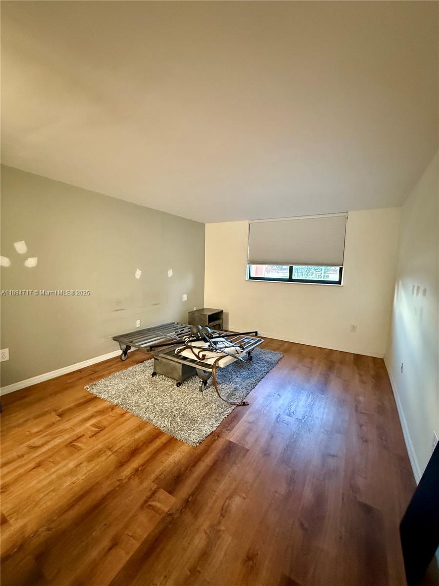 ABBOTT GARDENS CONDO - Residential Lease