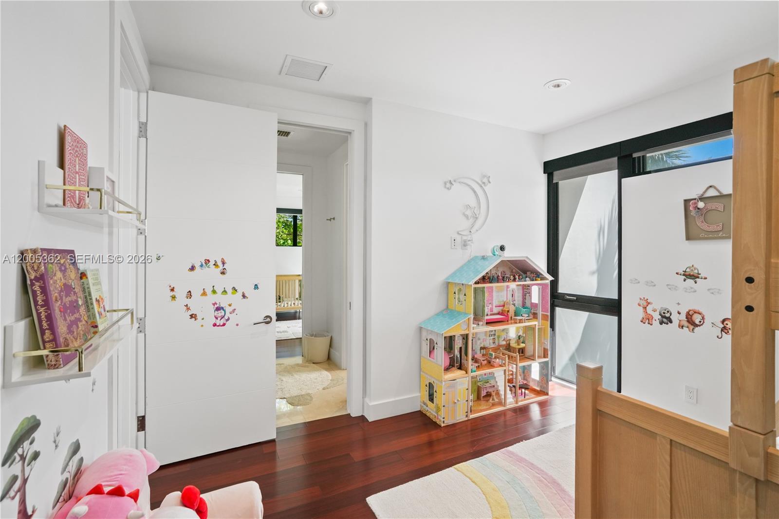 BISCAYNE KEY ESTATES - Residential