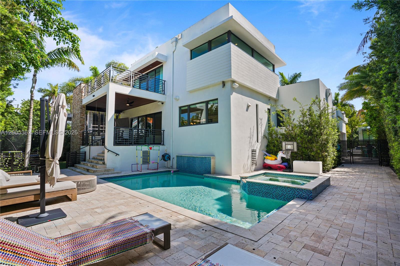 BISCAYNE KEY ESTATES - Residential