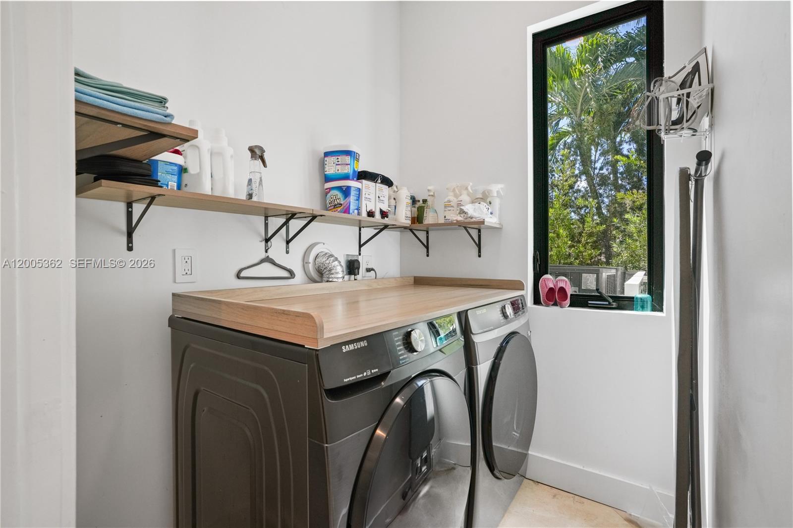 BISCAYNE KEY ESTATES - Residential