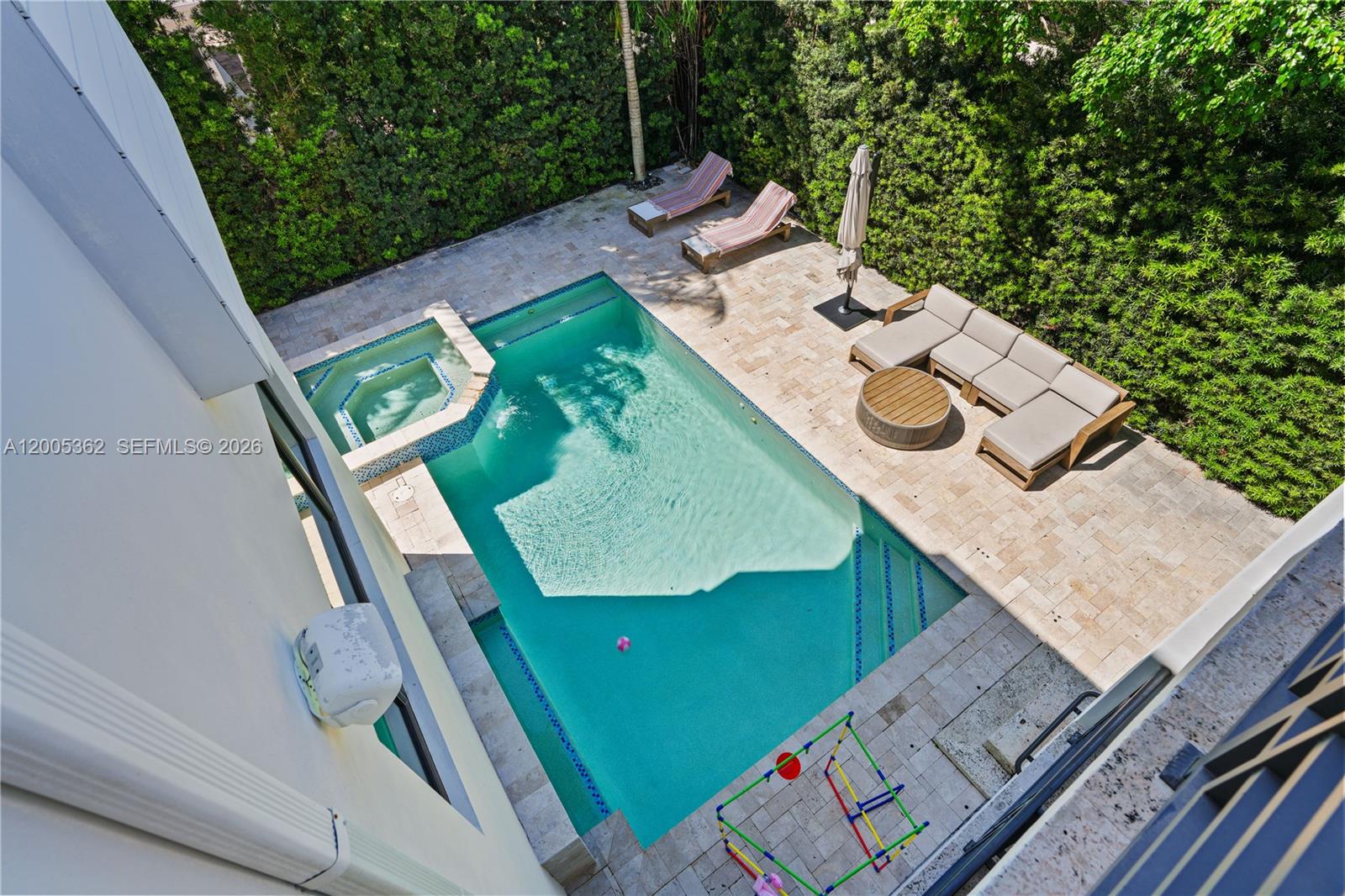 BISCAYNE KEY ESTATES - Residential