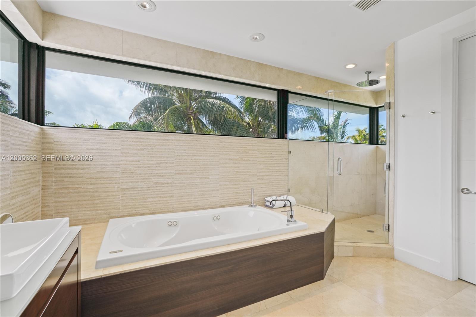 BISCAYNE KEY ESTATES - Residential