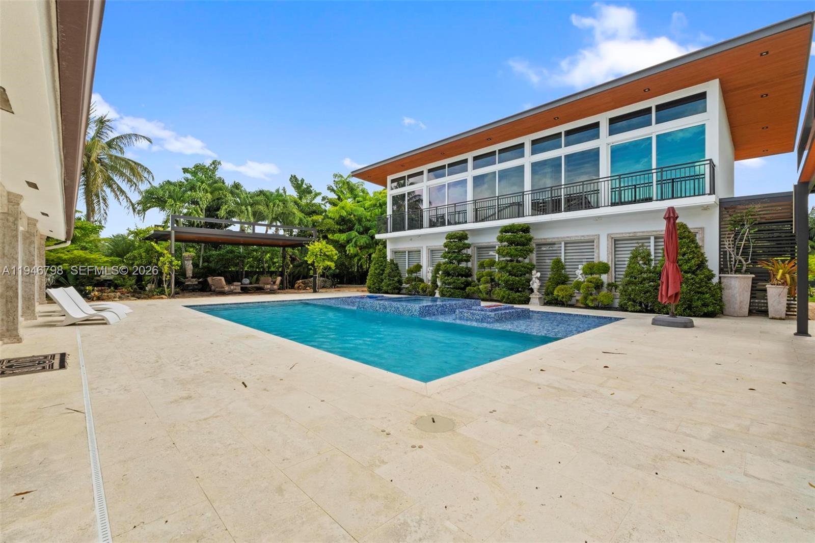 SWEETWATER ESTS SUB - Residential