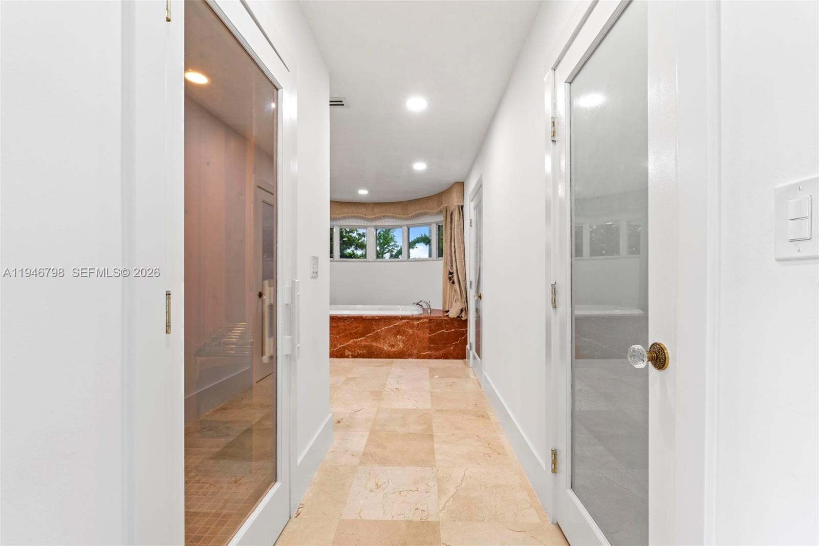 SWEETWATER ESTS SUB - Residential