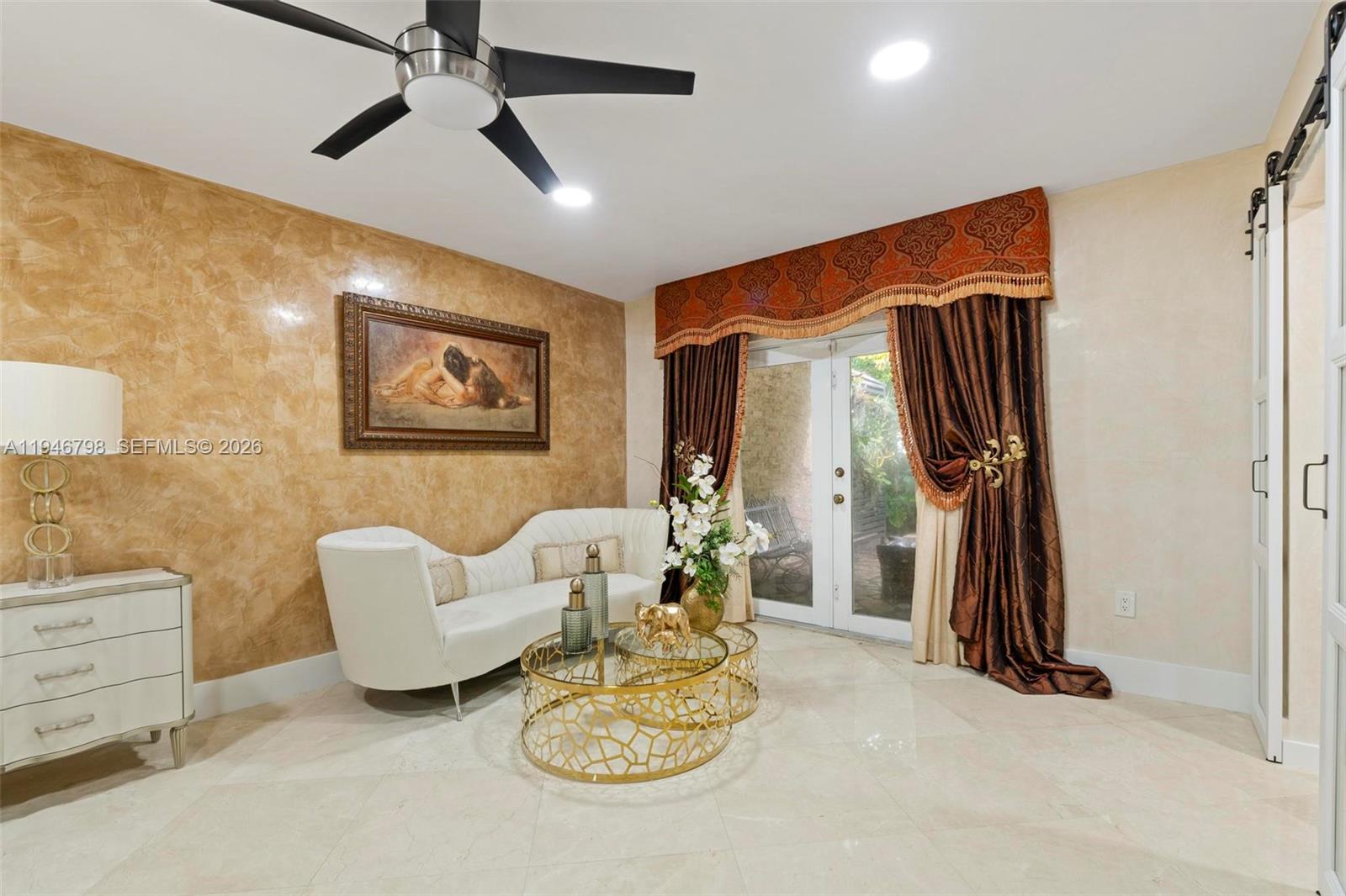 SWEETWATER ESTS SUB - Residential