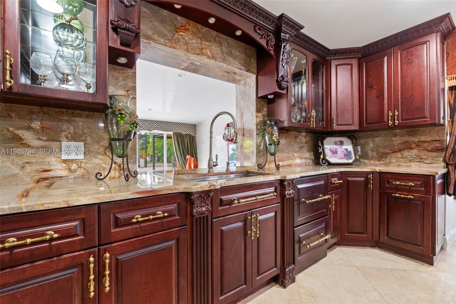 SWEETWATER ESTS SUB - Residential