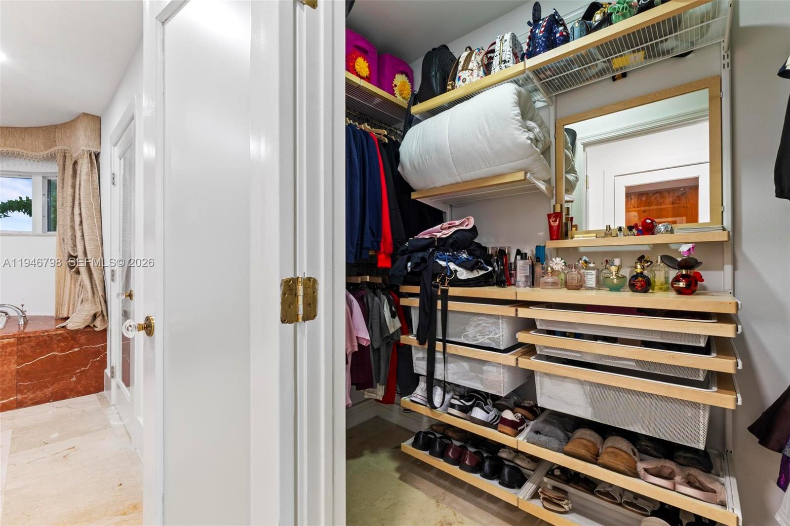 SWEETWATER ESTS SUB - Residential