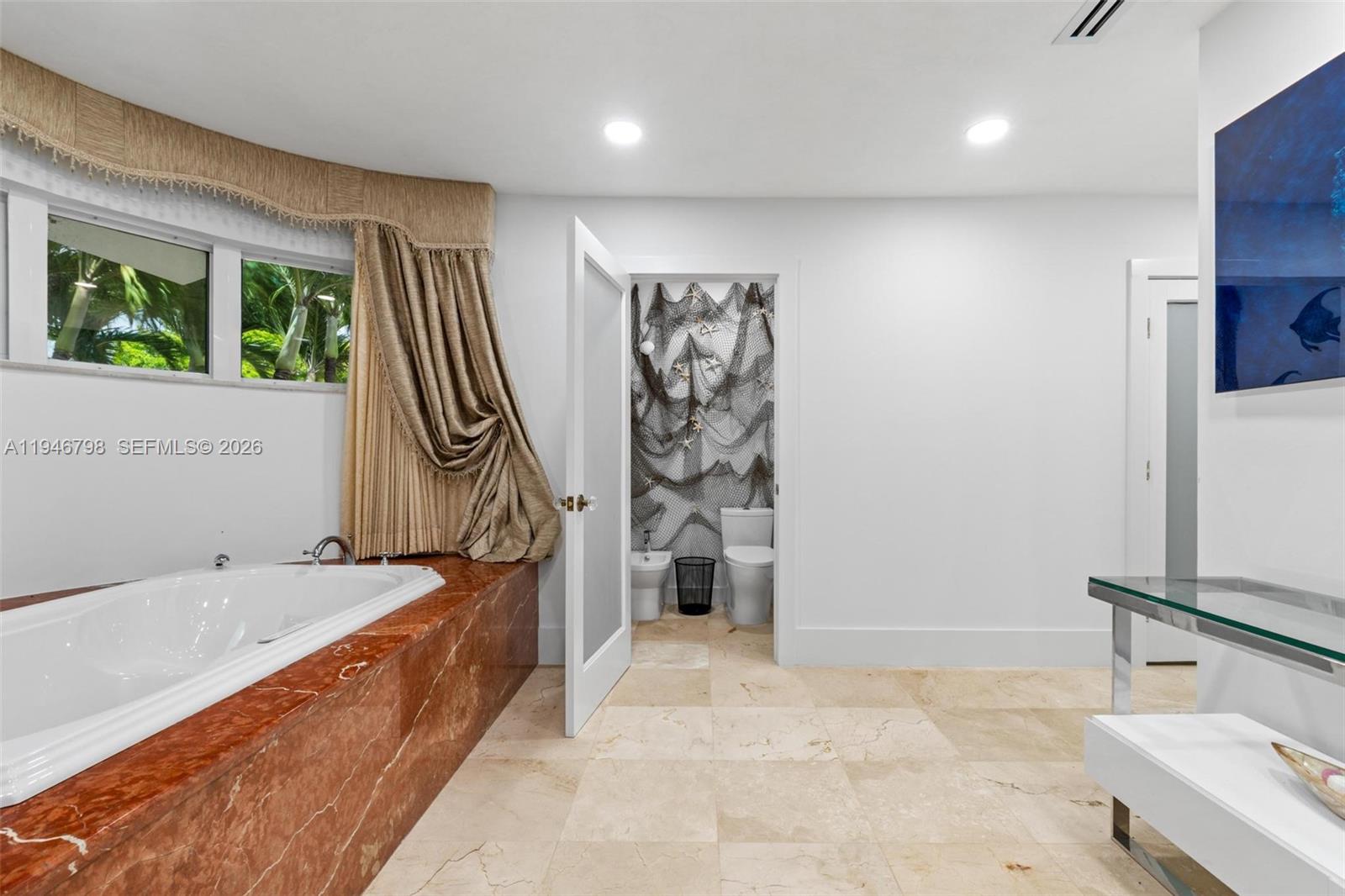 SWEETWATER ESTS SUB - Residential