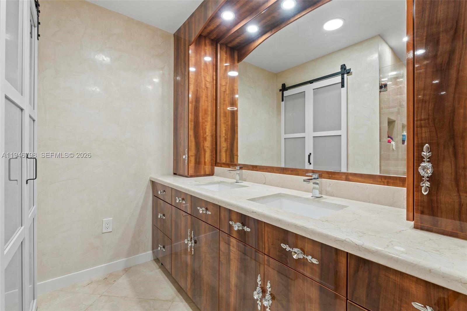 SWEETWATER ESTS SUB - Residential