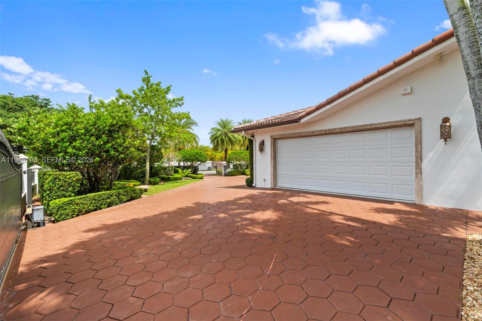 SWEETWATER ESTS SUB - Residential