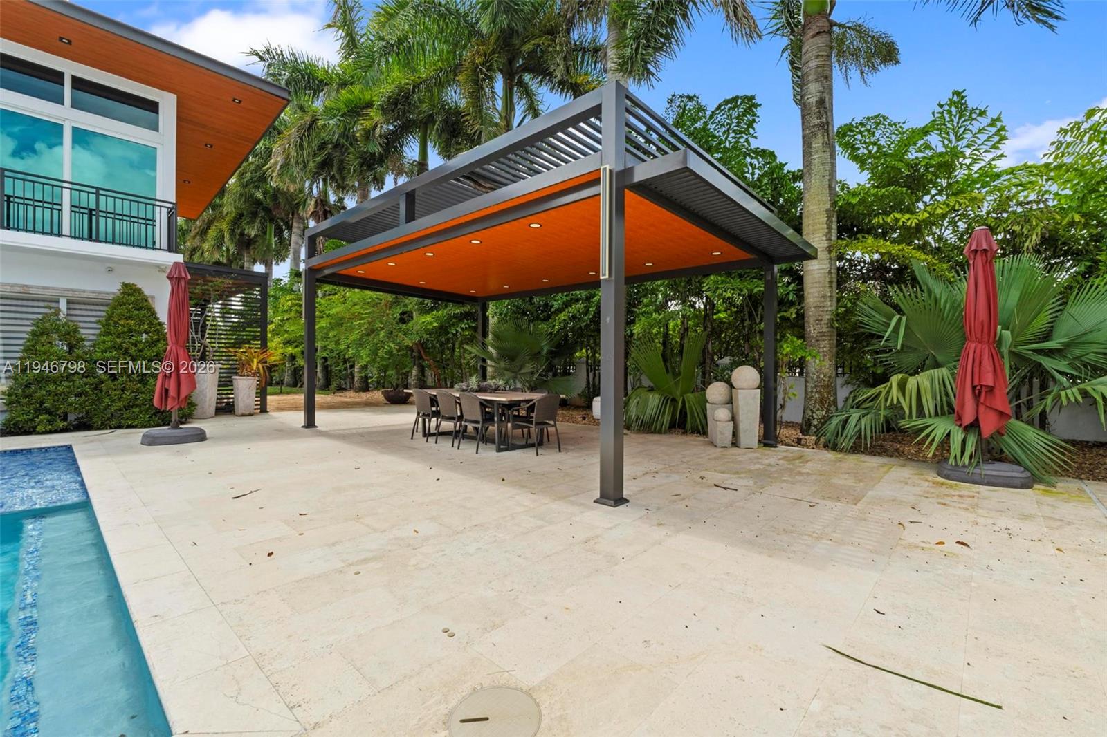 SWEETWATER ESTS SUB - Residential