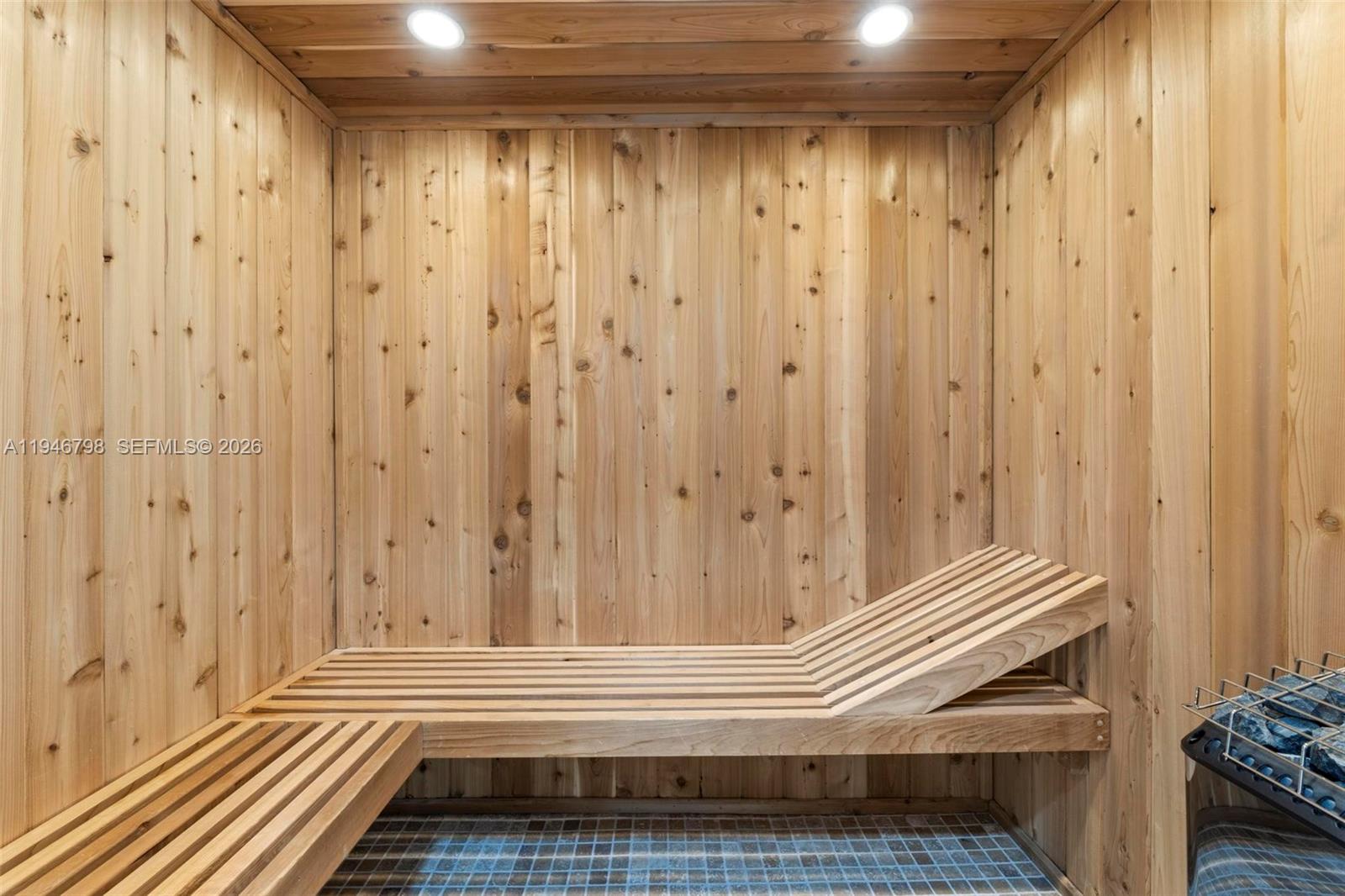 SWEETWATER ESTS SUB - Residential