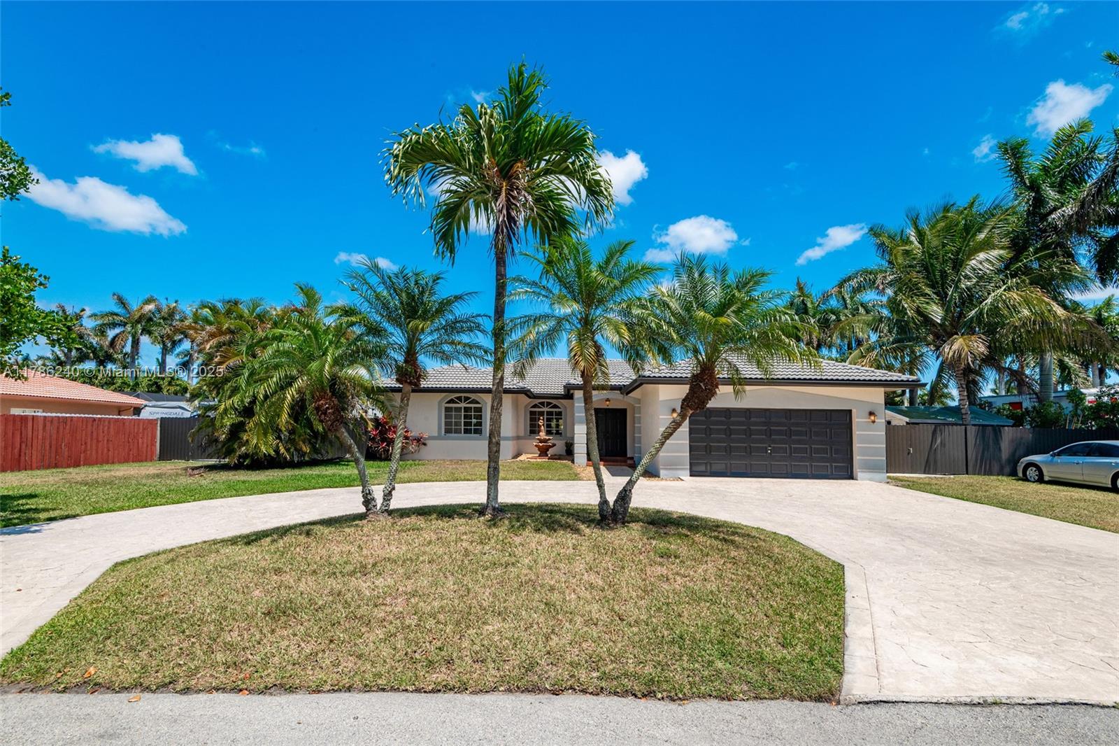 19653 Sw 133rd Ct, Miami, Broward County, Florida - 4 Bedrooms  
2 Bathrooms - 
