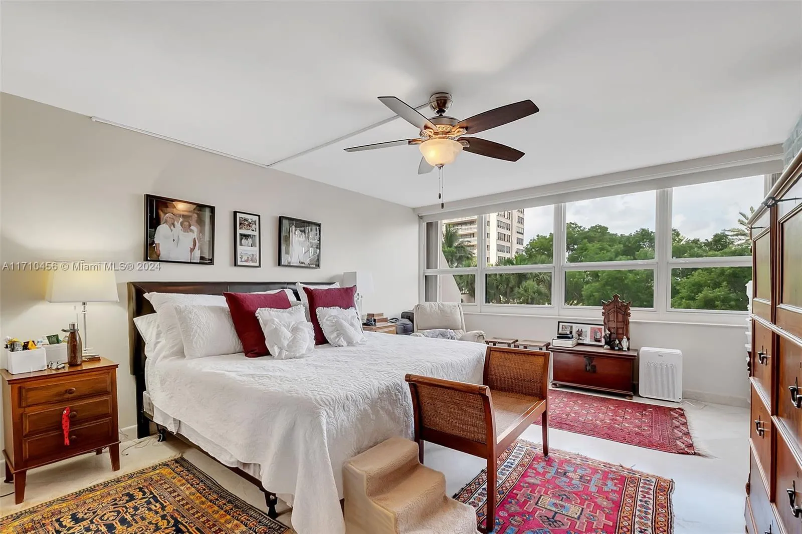 Miami, Florida 33133, United States, 2 Bedrooms Bedrooms, ,2 BathroomsBathrooms,Residential,Pending,26041