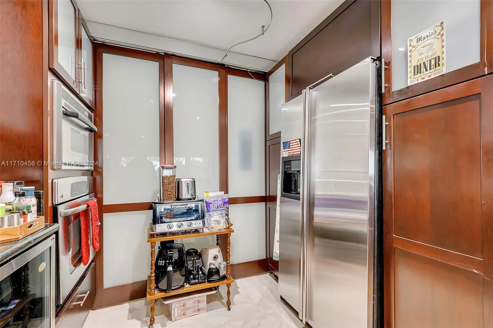 Miami, Florida 33133, United States, 2 Bedrooms Bedrooms, ,2 BathroomsBathrooms,Residential,Pending,26041