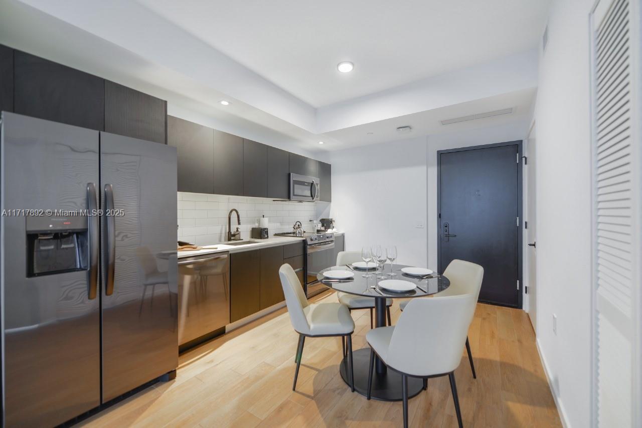 THE ELSER - Residential