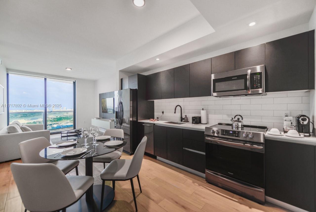 THE ELSER - Residential