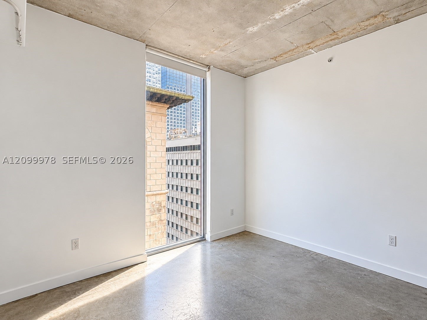 151 SE 1st St 1202