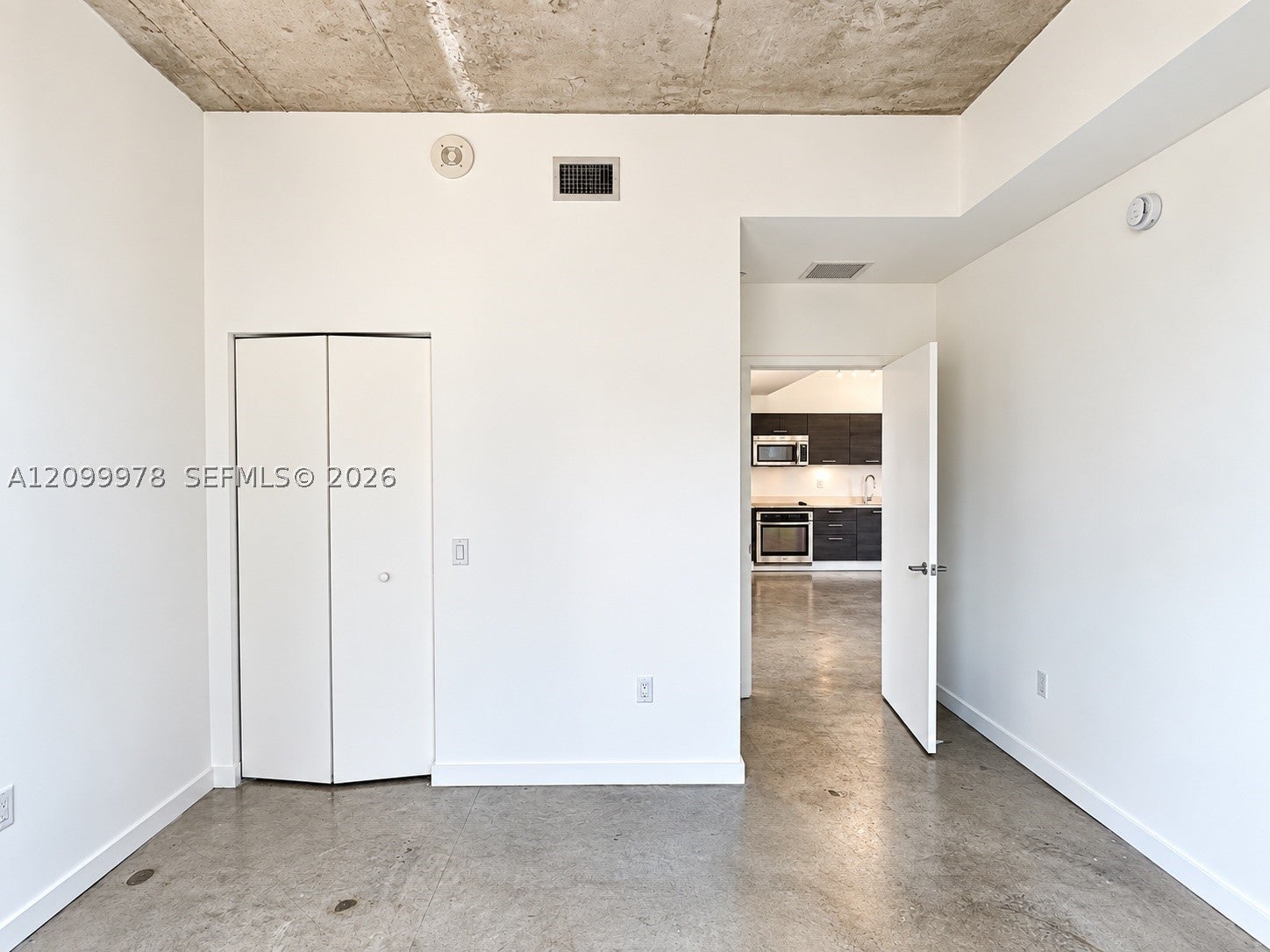 151 SE 1st St 1202