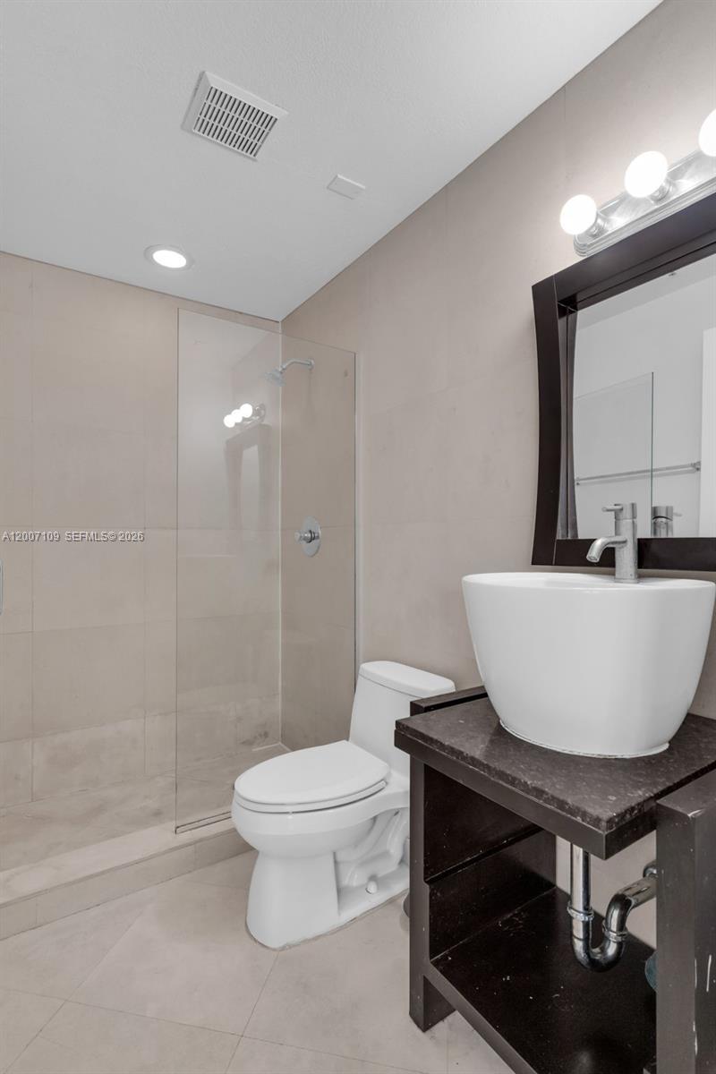 1300 PENNSYLVANIA CONDO - Residential