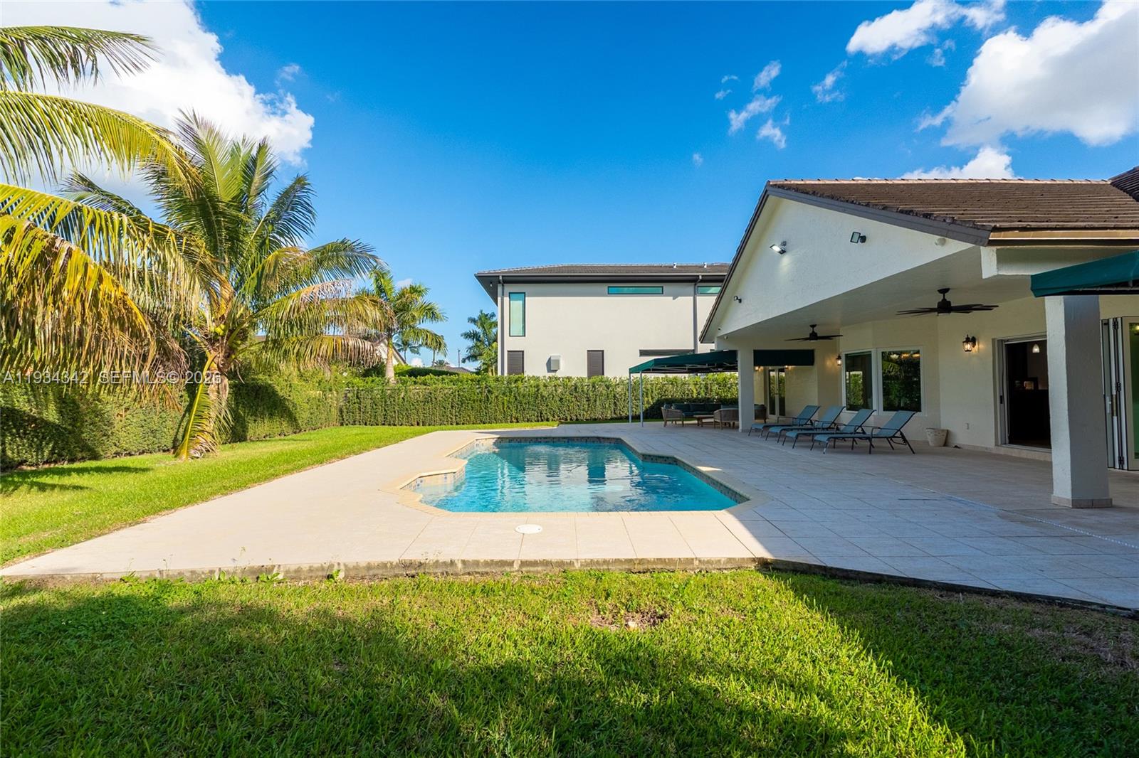 ROYAL PALM NORTH 1ST ADDN - Residential