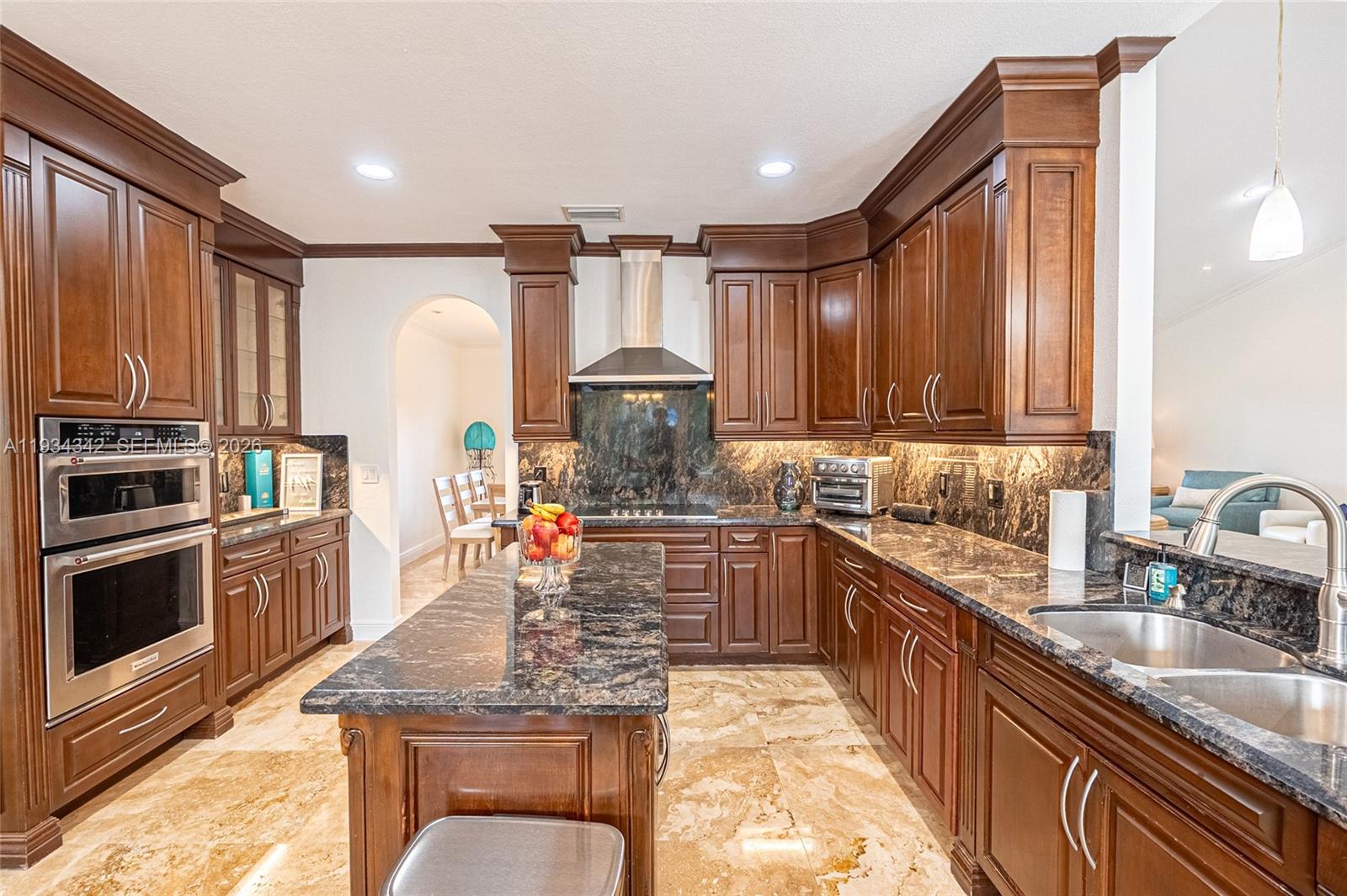 ROYAL PALM NORTH 1ST ADDN - Residential