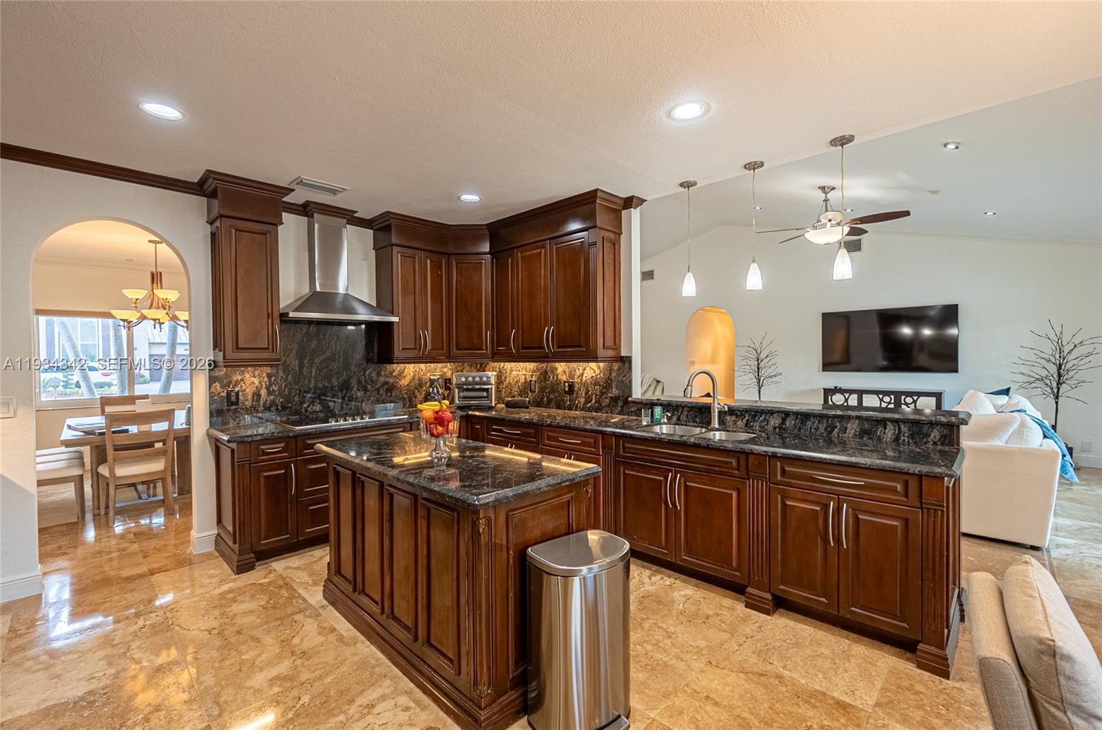 ROYAL PALM NORTH 1ST ADDN - Residential