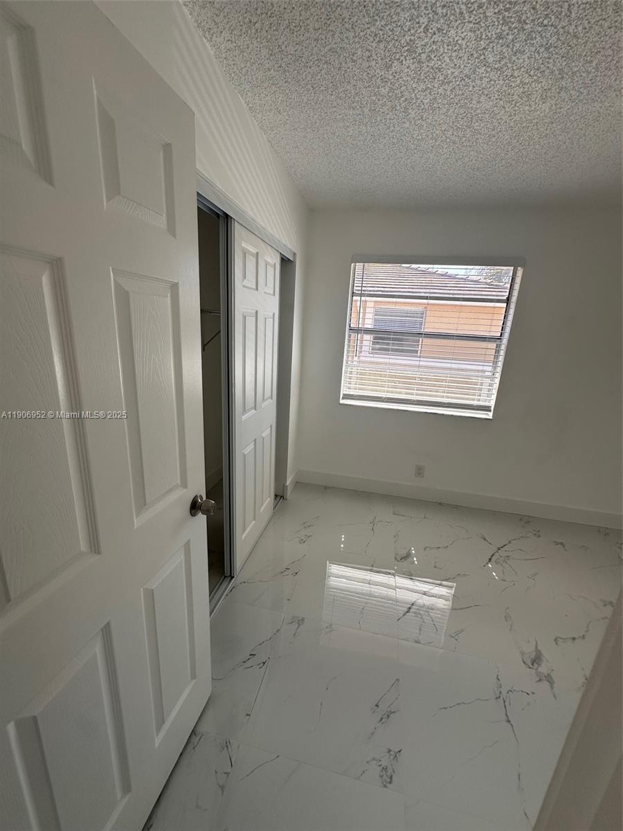 LAKEWOOD VILLAGE - Residential Lease