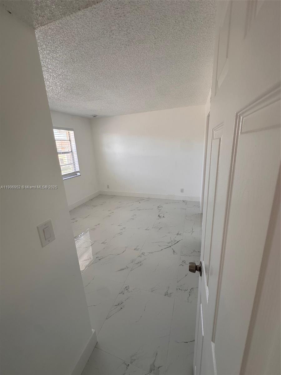 LAKEWOOD VILLAGE - Residential Lease