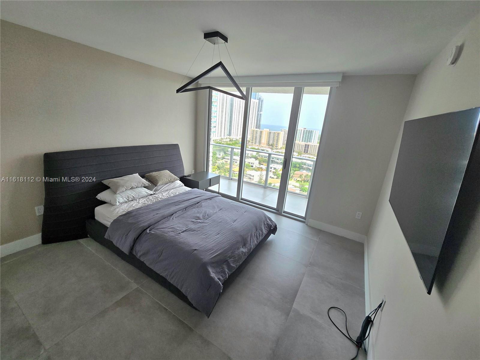 PARQUE TOWERS CONDO - Residential