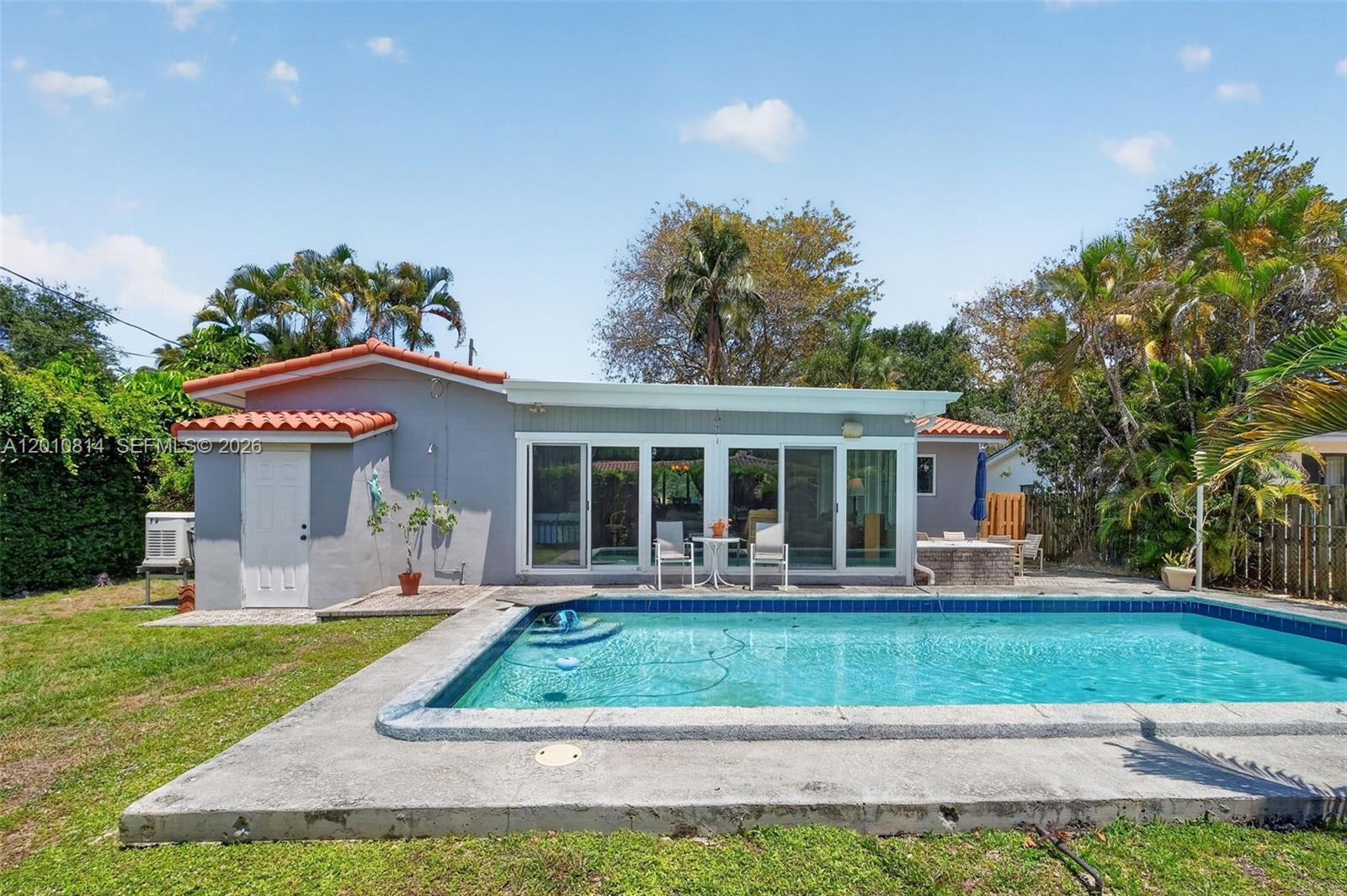 AMD PL GRIFFING BISCAYNE - Residential