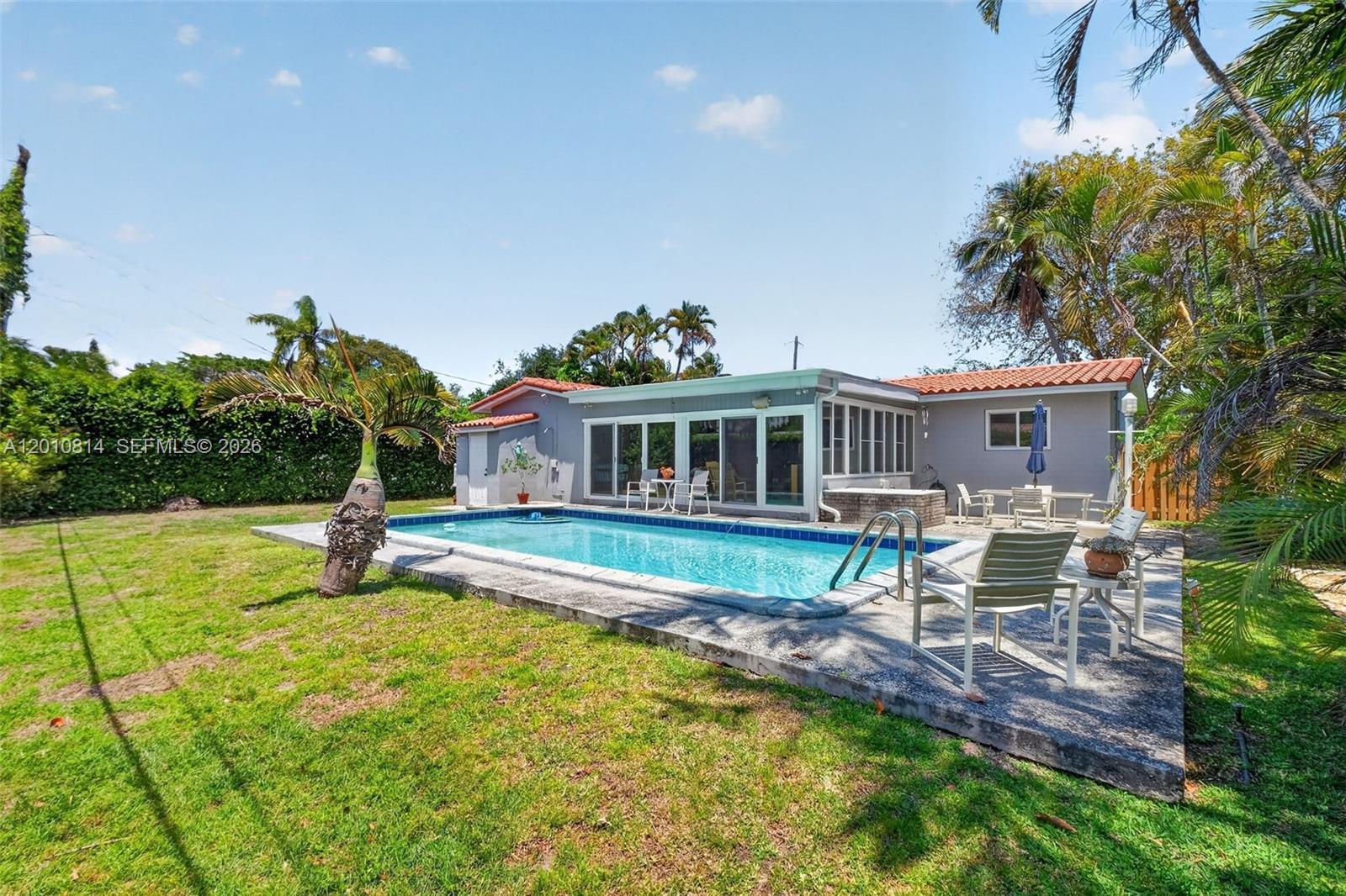 AMD PL GRIFFING BISCAYNE - Residential