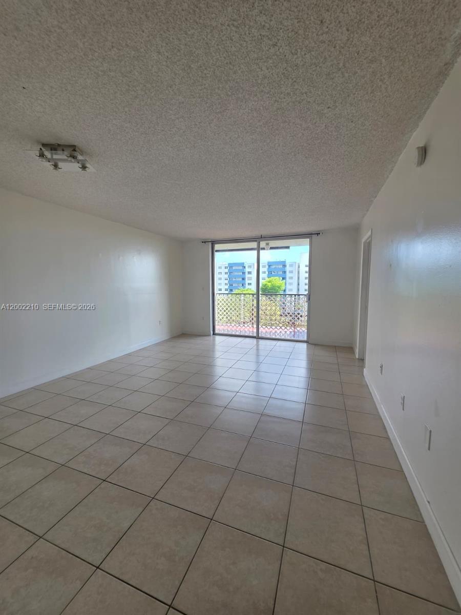 HALF MOON TOWERS CONDO - Residential Lease