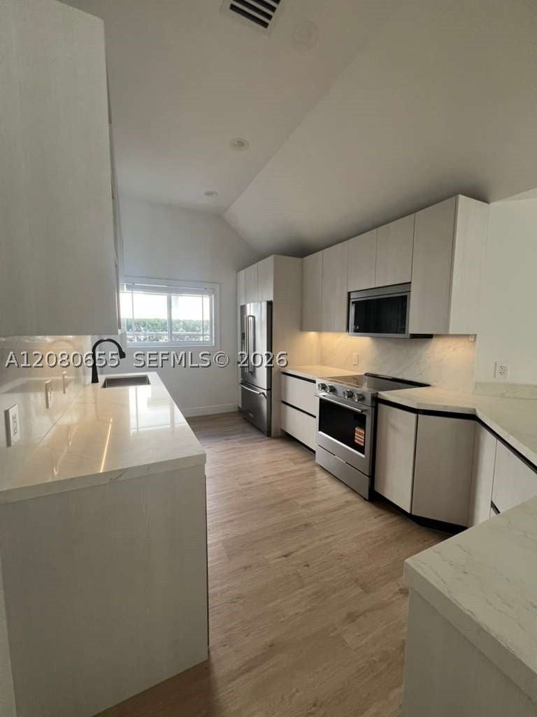 211 SW 29th Rd
