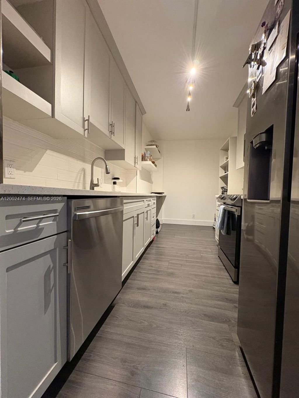 Photo of 4200 Hillcrest Dr #208, Hollywood, FL 33021 (MLS # A12002474)