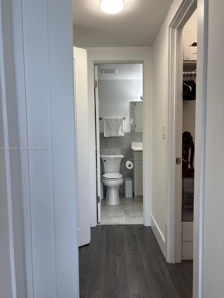 HILLCREST EAST NO 24 COND - Residential Lease